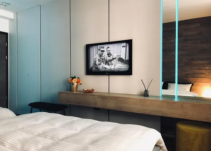 616 - Building Apartament